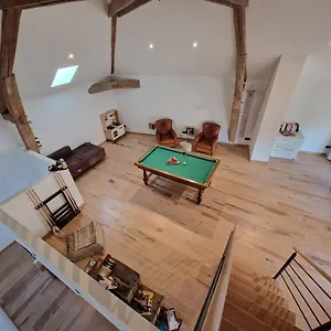 https://aux-secrets-dagathe.hotels-rhonealpes.com