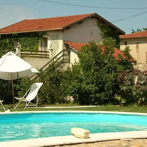 https://chambres-dhotes-le-pre-aux-anes.hotels-rhonealpes.com