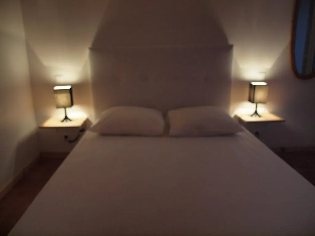 B&B Chez Max Figanieres Bed & Breakfast