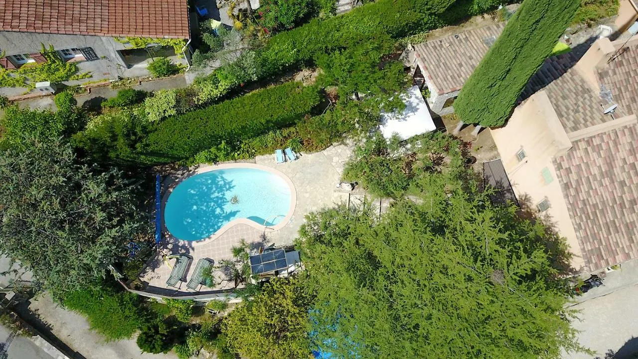 B&B Chez Max Figanieres Bed & Breakfast