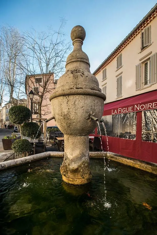 B&B Chez Max Figanières Couette-café