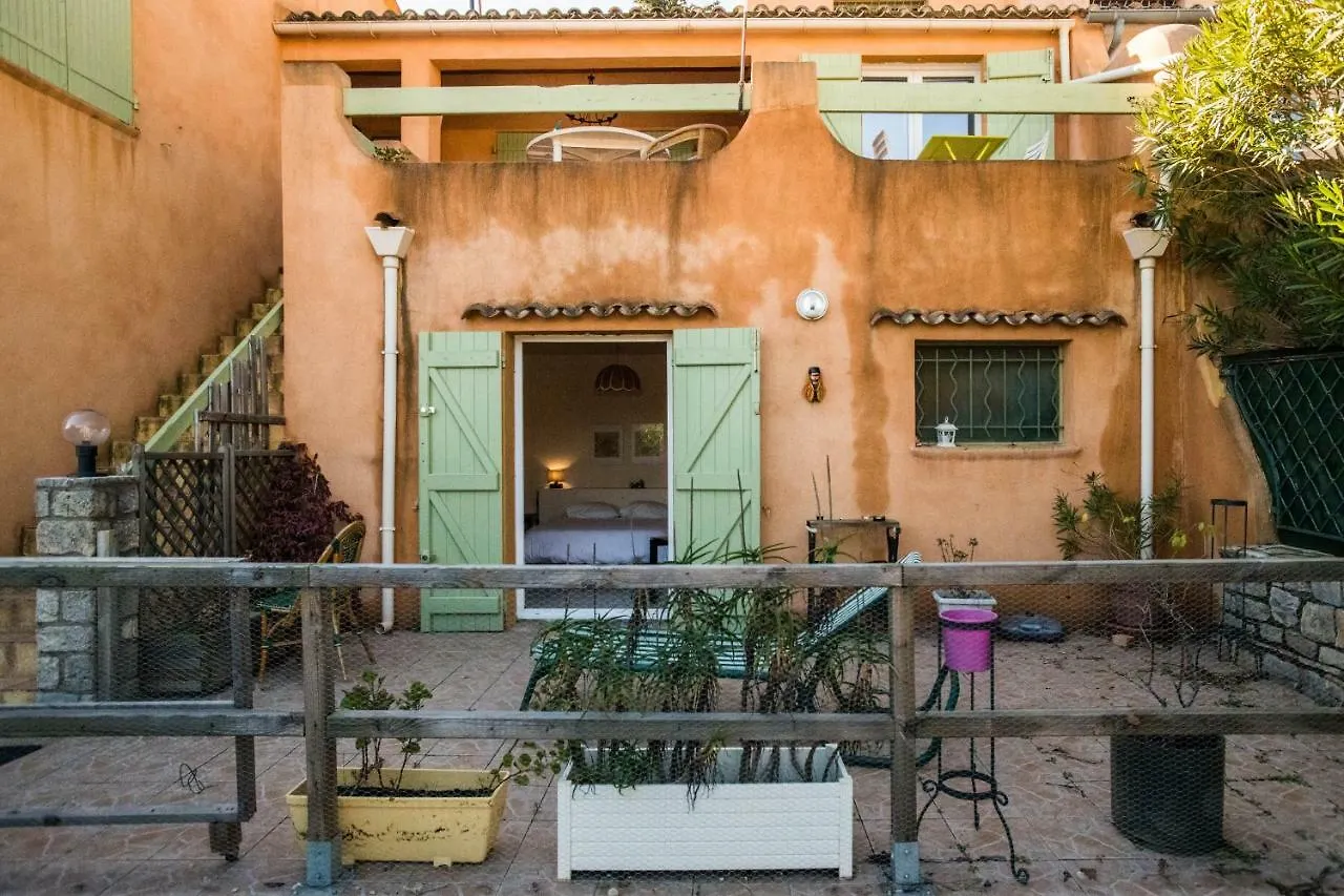 B&B Chez Max Figanieres Bed & Breakfast
